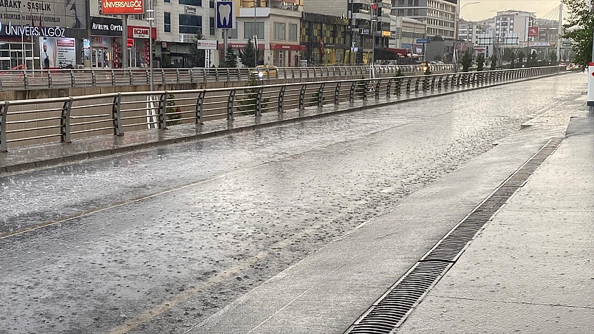 Elazığ'da sağanak yağış etkili oldu