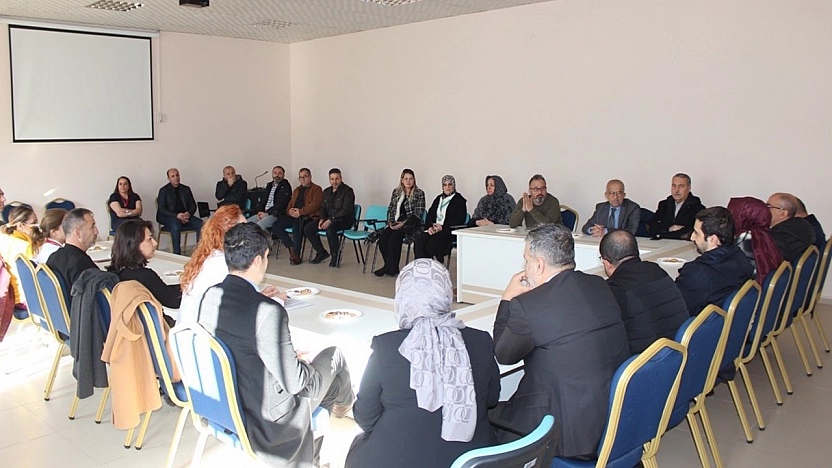 Elazığ'da sağlık çalışanlarının talepleri dinlendi