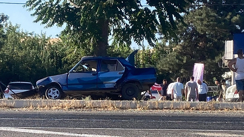 Elazığ'da trafik kazası: 1'i ağır 3 yaralı