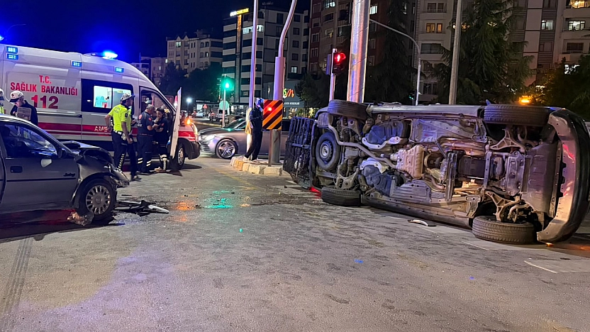 Elazığ'da trafik kazası çok sayıda yaralı var