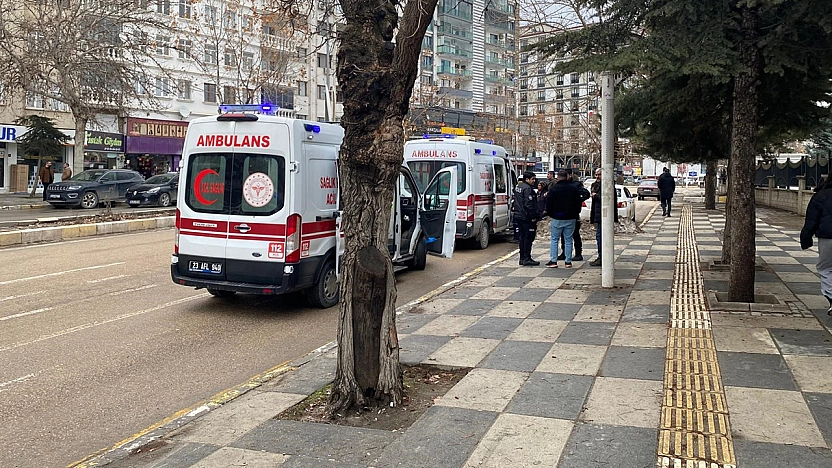 Elazığ'da trafikte kavga: 2 yaralı
