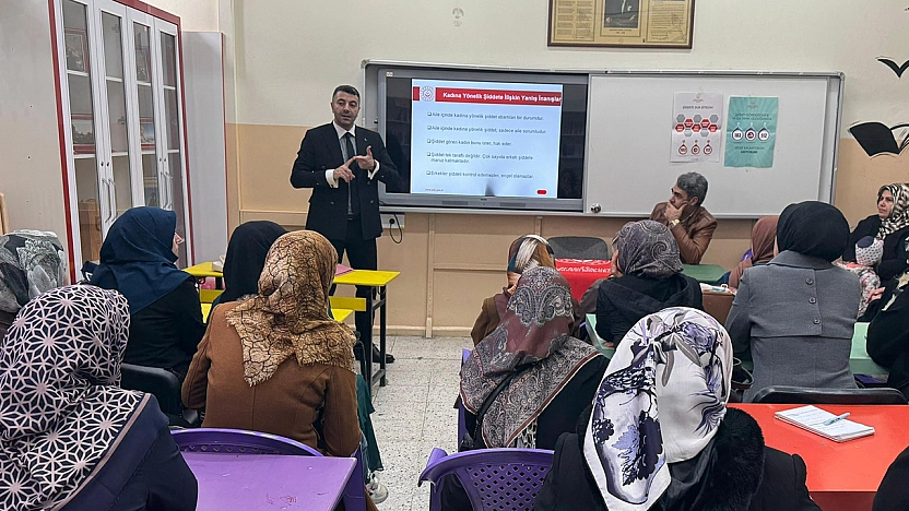 Elazığ'da velilere kadına yönelik şiddet ve akran zorbalığı eğitimi verildi