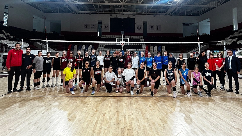 Elazığ'da voleybolun geleceği değerlendirildi