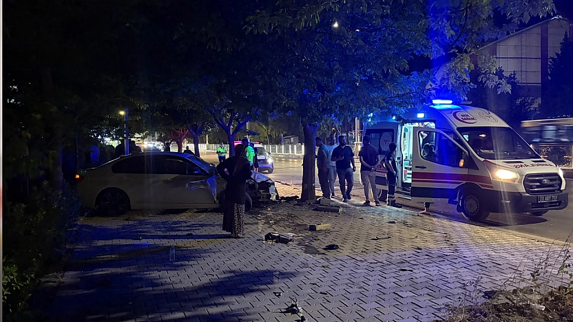 Elazığ'da yabancı uyruklu sürücü direksiyon hakimiyetini kaybetti: 1 yaralı