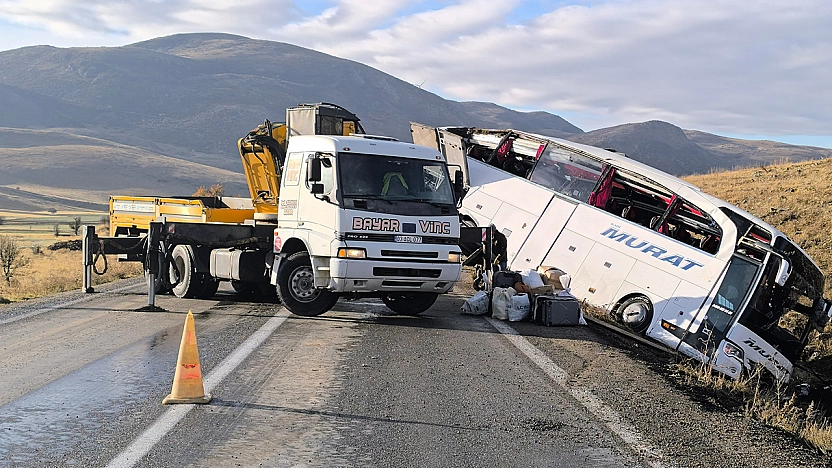 Elazığ firmasına ait otobüs kazasında ölenlerin kimlikleri belirlendi