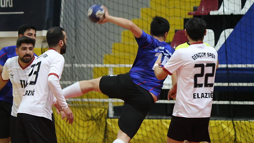 Elazığ GSK Hentbol Takımı'ndan 7'de 7 ve Playoff başarısı