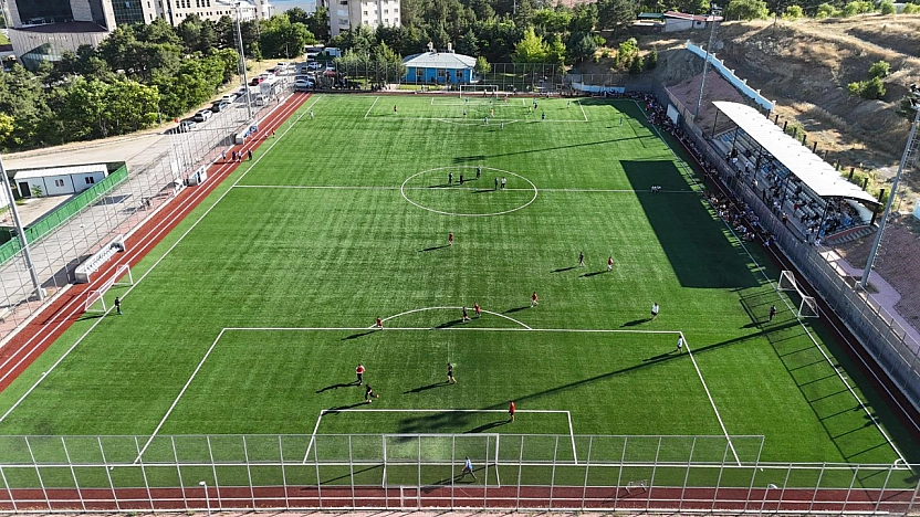 Elazığ İl Özel İdare Spor Kulübü Futbolcu Seçmeleri Yoğun Katılımla Gerçekleştirildi