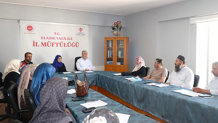 Elazığ Müftülüğünde aile ve manevi rehberlik çalışmaları masaya yatırıldı