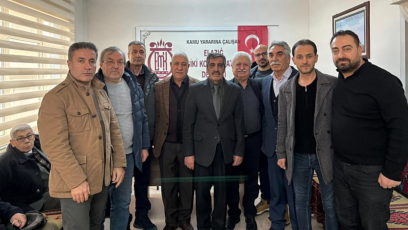 Elazığ Musiki Derneği'nde bayrağı  Fethi Açıkgöz aldı