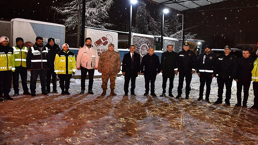 Elazığ protokolü, görevi başındaki güvenlik güçleriyle bir araya geldi