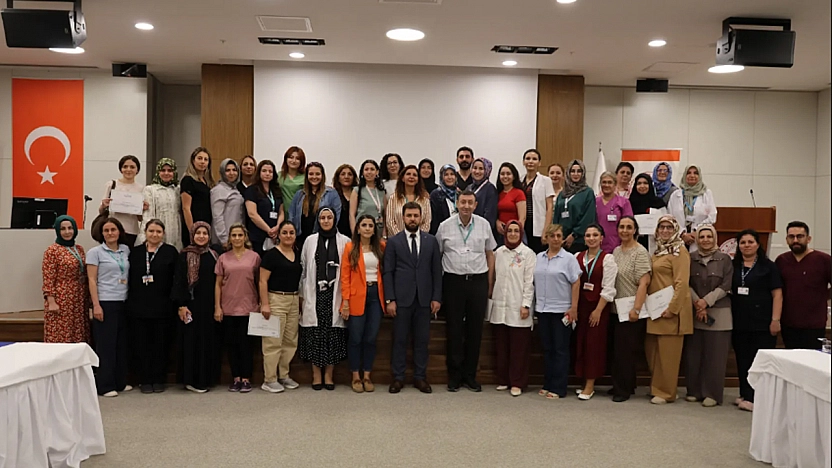 Elazığ Şehir Hastanesi'nde emzirme danışmanlığı eğitimi tamamlandı