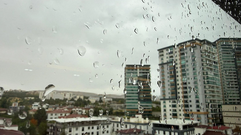 Elazığ yaza ağlayarak veda Etti