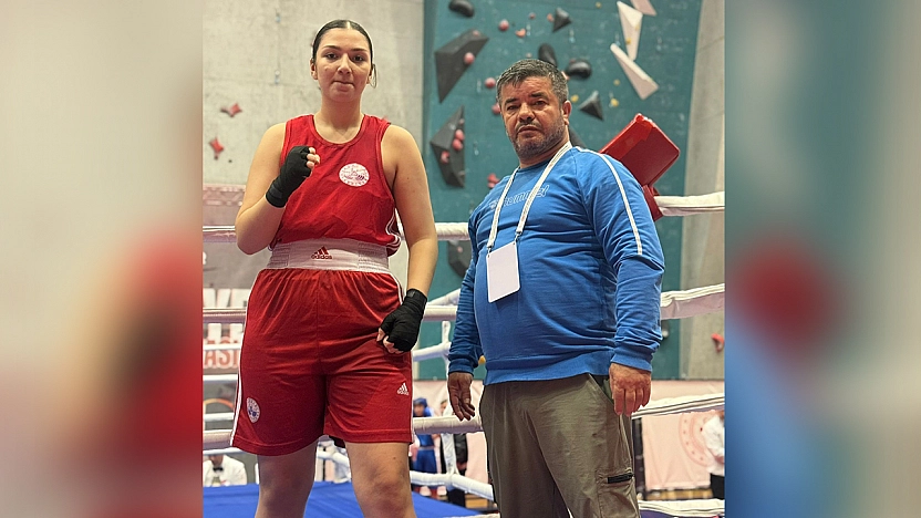 Elazığlı boksör Nilda Nur Eraslan milli takım kampına davet edildi