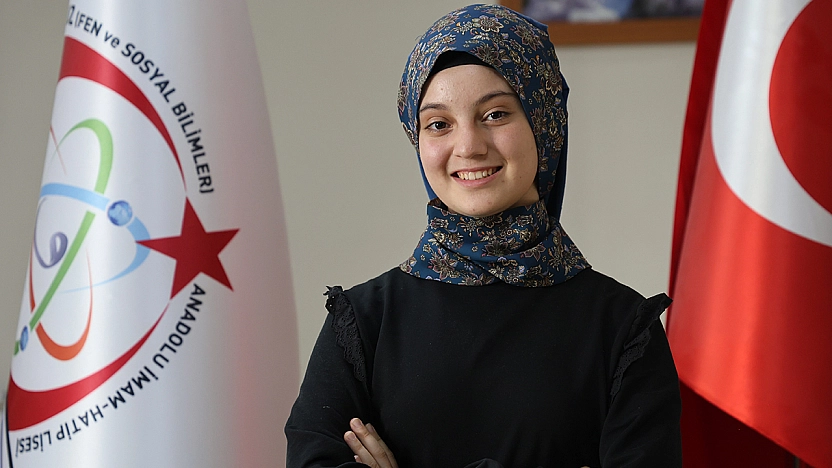 Elazığlı öğrenci, asrın felaketinde kaybettiği babasına verdiği sözü tuttu