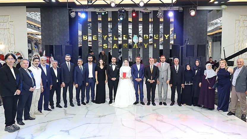 Ergen ve Kayalı ailelerinin mutlu günü