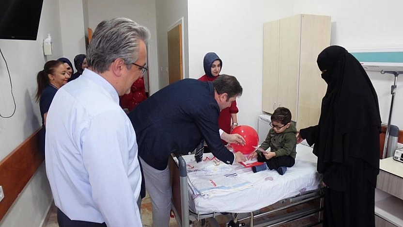 Fırat Üniversitesi Hastanesi'nde 29 Ekim coşkusu