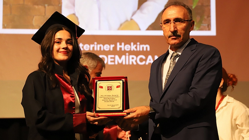 Fırat üniversitesinde mezuniyet heyecanı