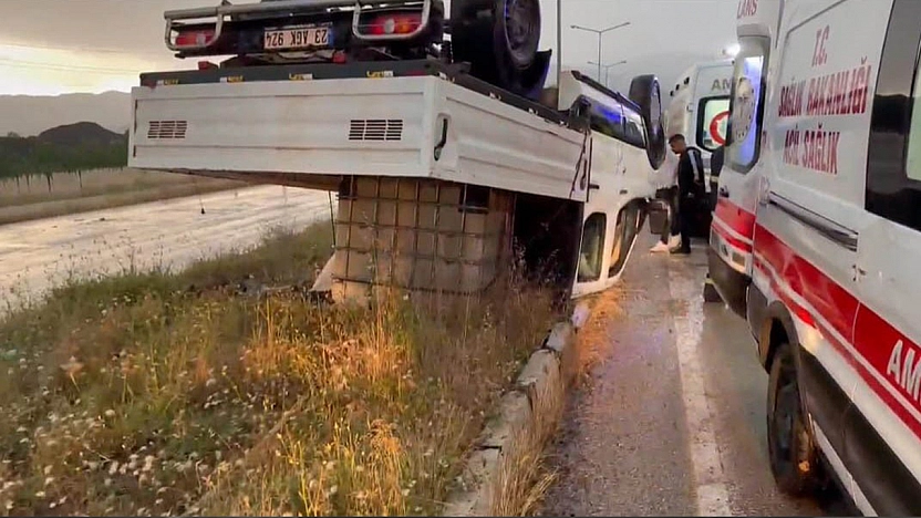 Kovancılar'da iki ayrı trafik kazası: 7 yaralı