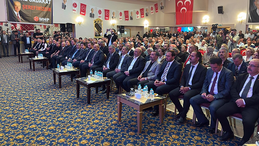 MHP Elazığ'da 15. Olağan Kongre Gerçekleştirildi: Oğuzhan Demir görevi devraldı