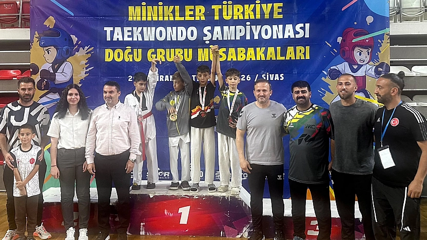 Minikler Taekwondo müsabakalarında Elazığ farkı