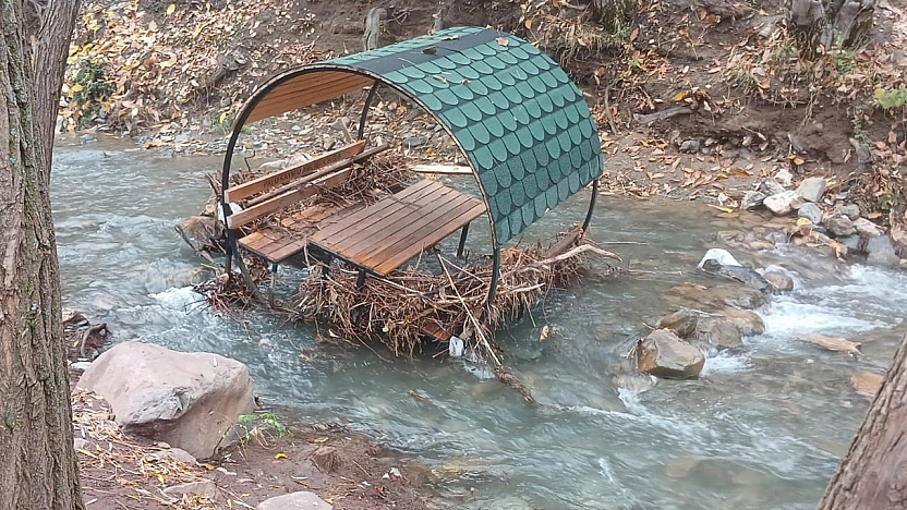 Palu'da sağanak yağış Teke Deresi'ni taşırdı