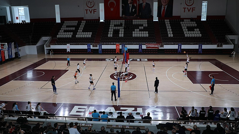 Şahin Şerifoğulları, Play-Off Biletini Alan Elazığ'ın Sultanlarını Yalnız Bırakmadı