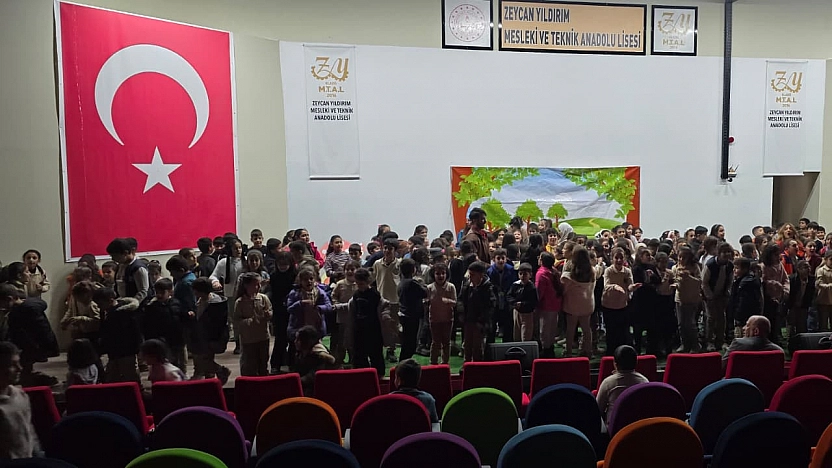 'Sahne benim, gelecek benim' projesi ilk gösterimini yaptı