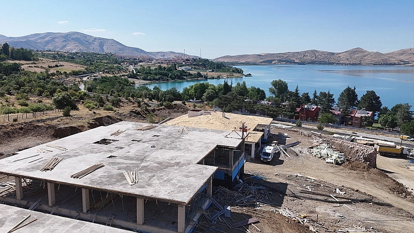 Sivrice Engelsiz Yaşam Merkezi'nde çalışmalar devam ediyor