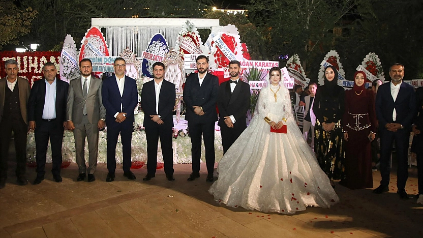 Tunç ve Durak ailelerinin mutlu günü