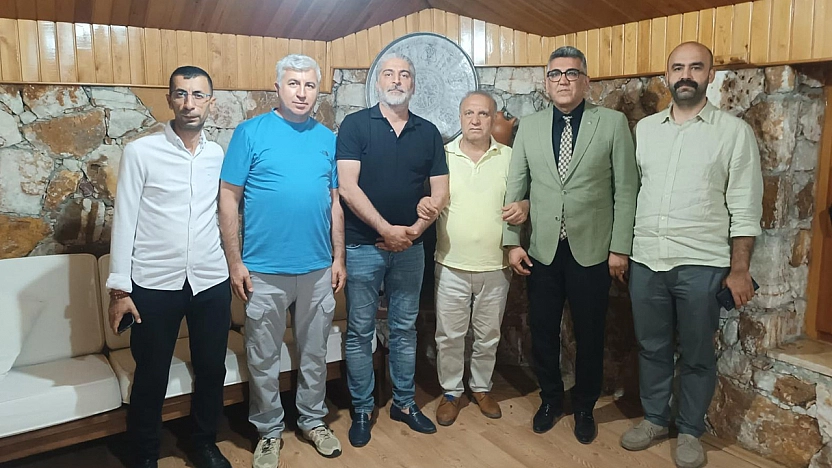 Türk Ocakları'ndan Kıbrıs Şehidi Mustafa Uygur'un ailesine anlamlı ziyaret