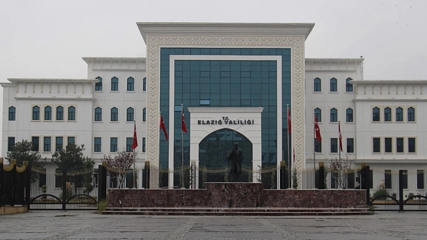 Vali Hatipoğlu'ndan depreme ilişkin açıklama