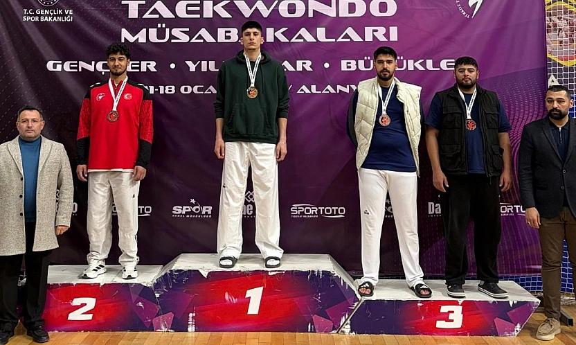 14 Teakwondocumuz Türkiye şampiyonasında