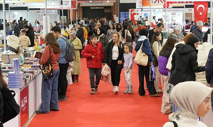 6. Kitap Fuarı'nda, değerli kalemler Elazığlılarla buluşuyor
