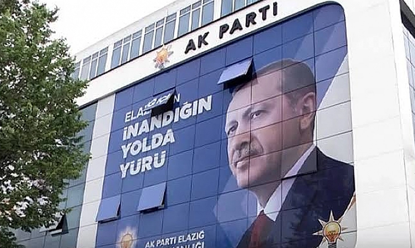 AK Parti Elazığ Merkez İlçe Başkanlığı için temayül yoklaması başladı