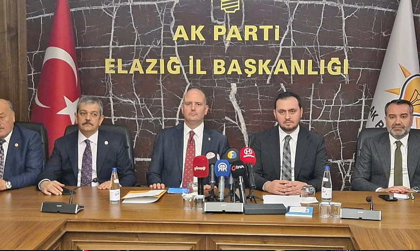 AK Parti Genel Merkez Heyeti Depremin Yıl Dönümünde Elazığ'da Sahadaydı