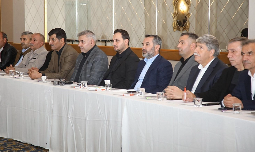 Ak Parti İl Başkanı Sencer Selmanoğlu ve Belediye Başkanı Şahin Şerifoğulları Şavaklılar ile bir araya geldi