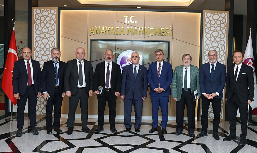 AYM Başkanı Özkaya'dan çarpıcı açıklamalar: 'AYM kanuna uygunluk değil anayasal denetim yapmaktadır'