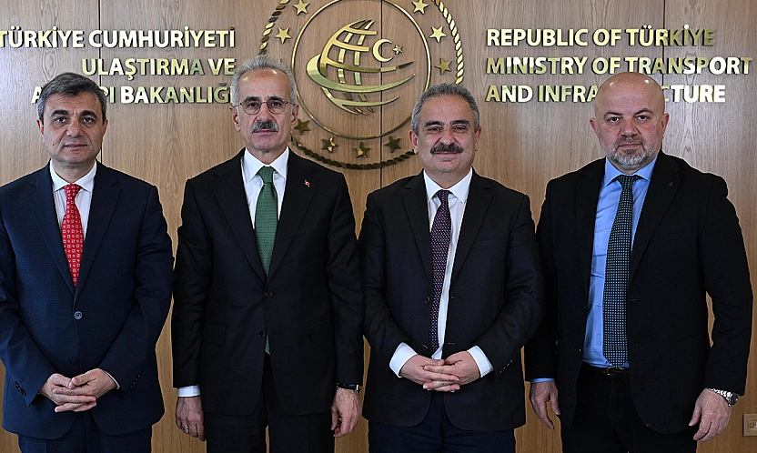 Bakan Uraloğlu: Pertek Köprüsü'nün Projesini bu yıl tamamlamayı planlıyoruz