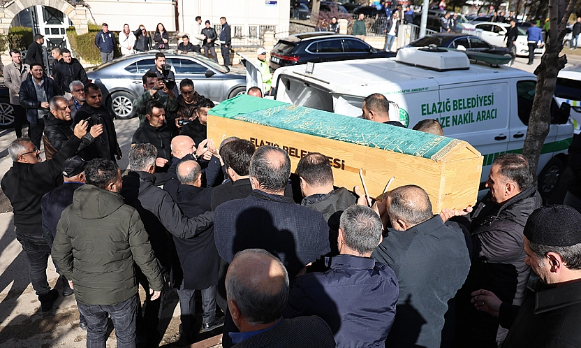 Bakan Yardımcısı Aktaş'ın annesi son yolculuğuna uğurlandı