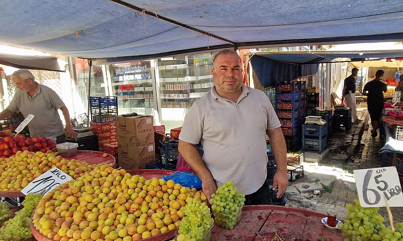Başkan Karataş: 'Fiyatlar uygun ama müşteri yok'