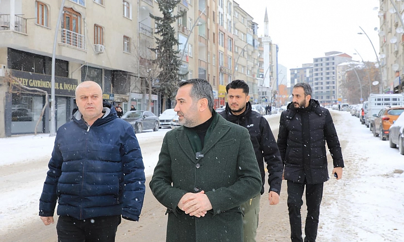 Başkan Şerifoğulları: 'Ekiplerimiz özveriyle sahada'