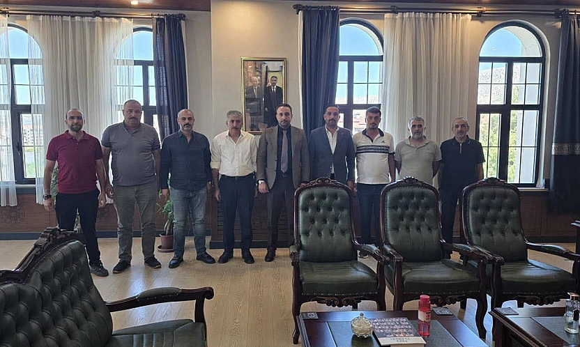 Baskil belediyesi'nde işçilere yüzde 30 zam