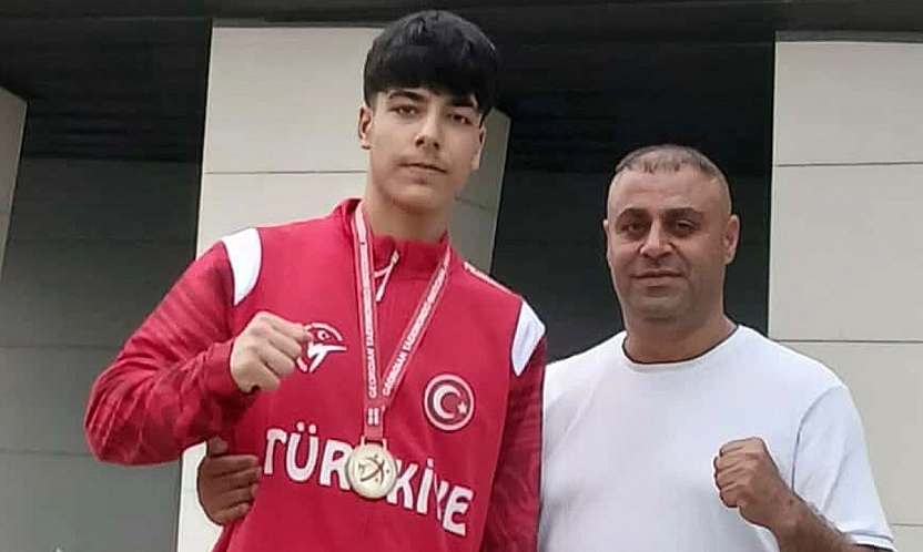 Batumi Open Şampiyonası'nda Elazığlı Direnç zirvede