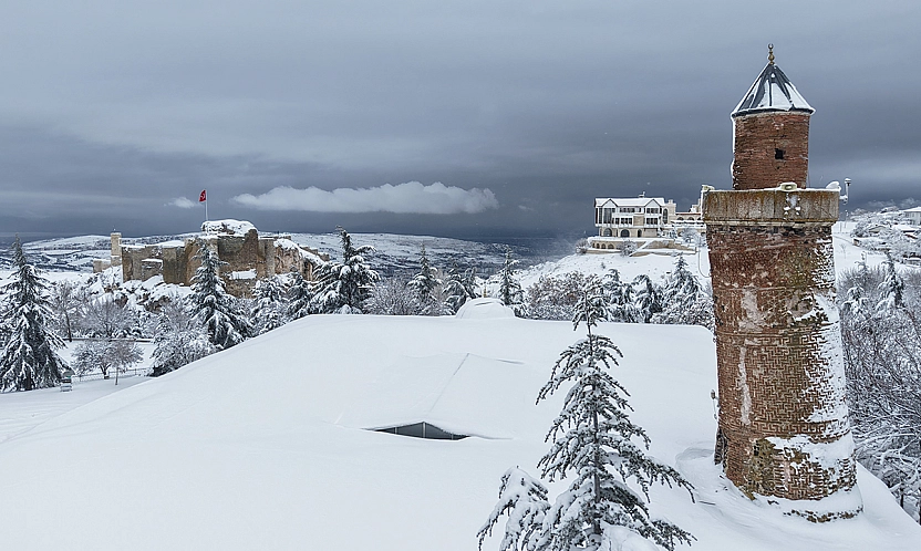 Beyaz örtü Harput'un tarihini öne çıkardı