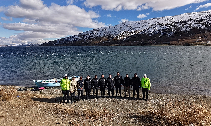 Doğu'nun gizli denizinde şefkat eli