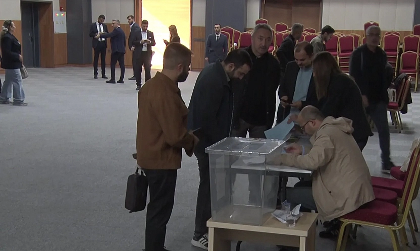 Elazığ Barosu'nda bayrak değişimi
