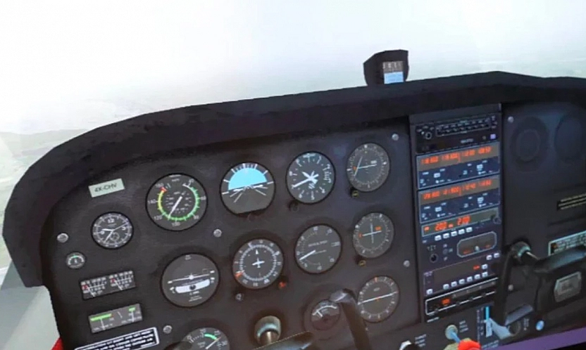 Elazığ Belediyesi E-Spor Merkezi, ücretsiz uçuş simülasyonu deneyimi imkanı sunuyor