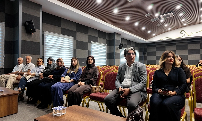Elazığ Belediyesi'nden bilinçli ilaç kullanımı semineri
