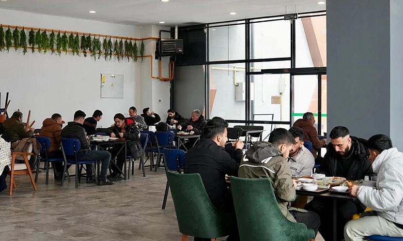 Elazığ Belediyesi Şehir Lokantası vatandaşlardan yoğun ilgi görüyor