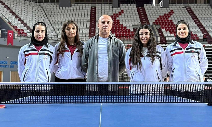 Elazığ Belediyespor, Süper Lig'in ilk yarısını zirvede tamamladı